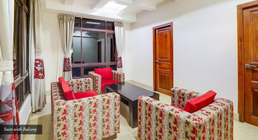 Sobralia Casino Resort & Spa Namchi Bagian luar foto