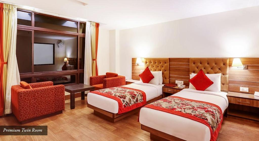 Sobralia Casino Resort & Spa Namchi Bagian luar foto