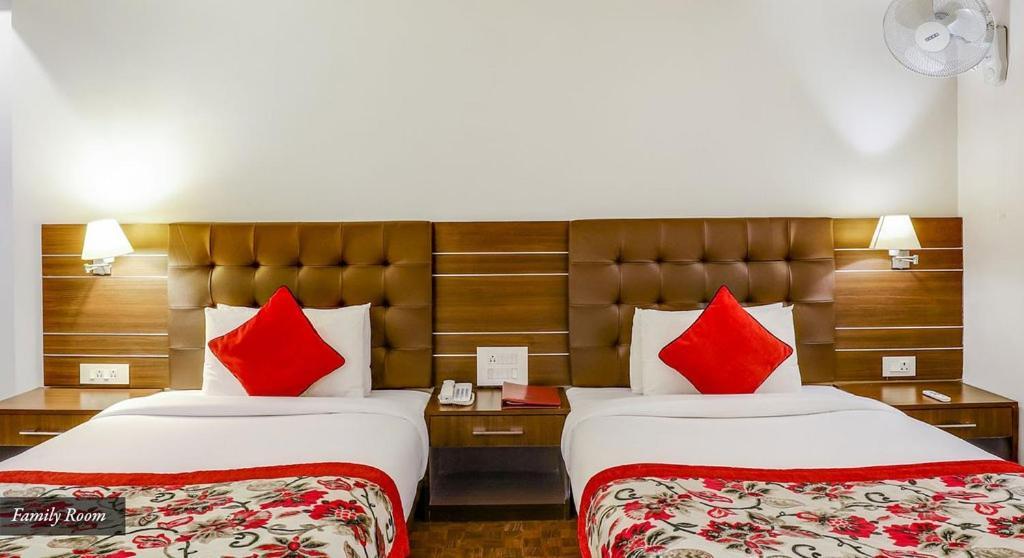 Sobralia Casino Resort & Spa Namchi Bagian luar foto
