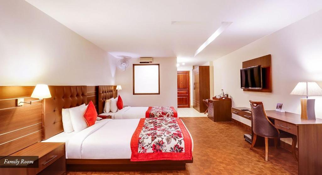 Sobralia Casino Resort & Spa Namchi Bagian luar foto