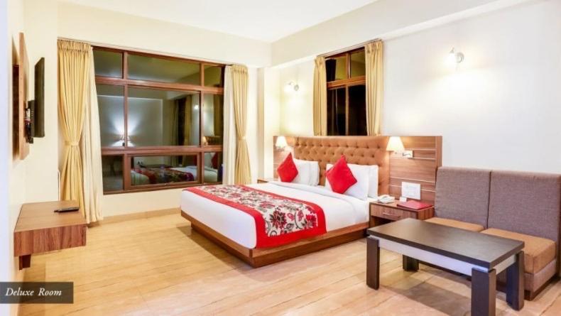 Sobralia Casino Resort & Spa Namchi Bagian luar foto