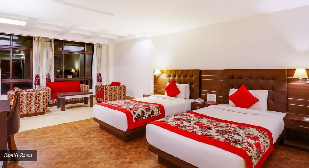 Sobralia Casino Resort & Spa Namchi Bagian luar foto