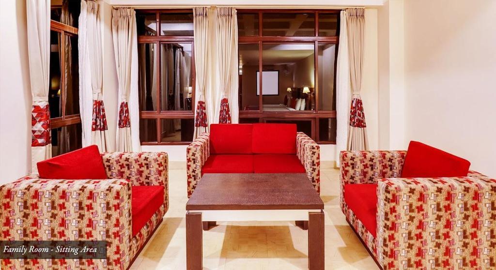 Sobralia Casino Resort & Spa Namchi Bagian luar foto